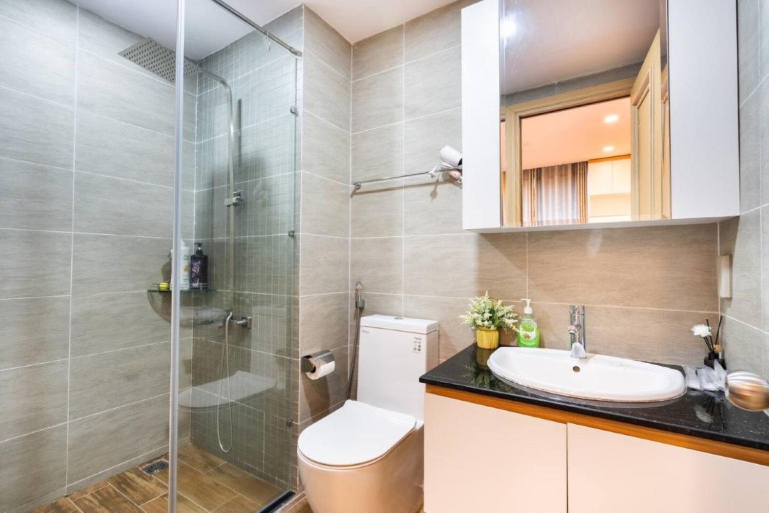 The Rivergate Apartments & Condo Saigon ホーチミン市 エクステリア 写真