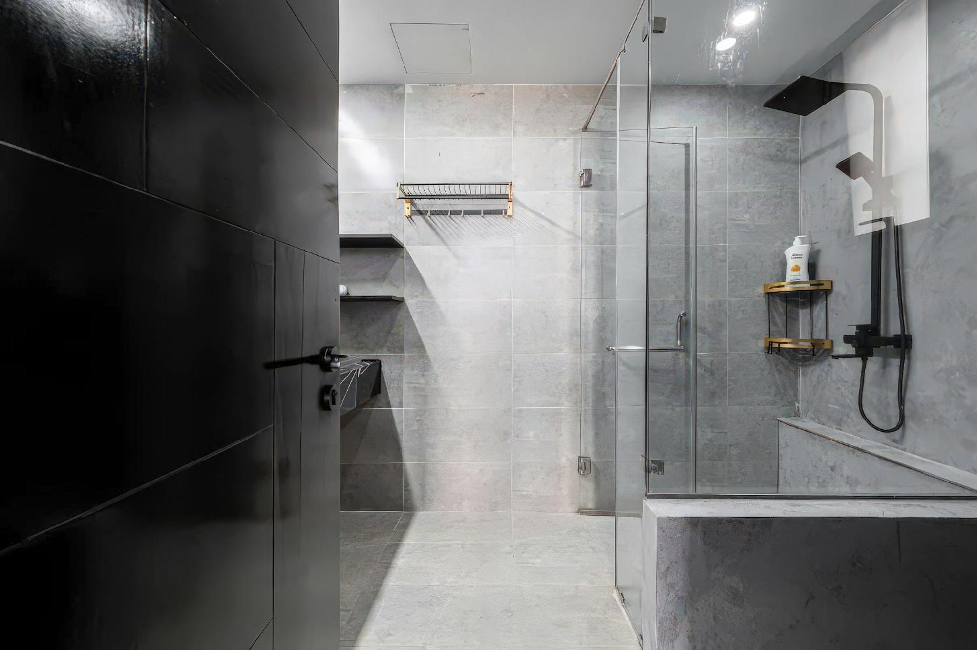 The Rivergate Apartments & Condo Saigon ホーチミン市 エクステリア 写真